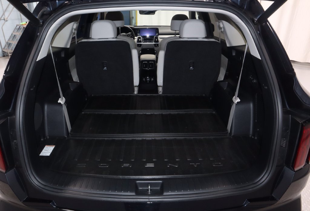 Used 2023 Kia Sorento SX Prestige AWD/4WD image 19