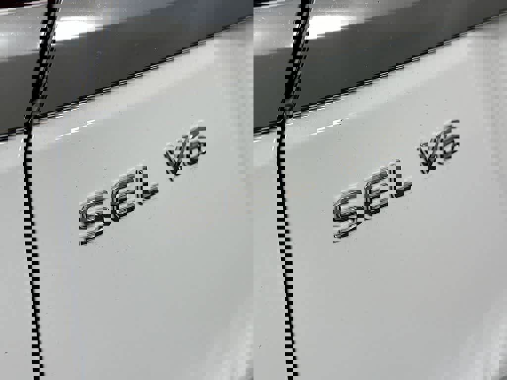 Used 2022 Volkswagen Atlas SEL Premium image 7