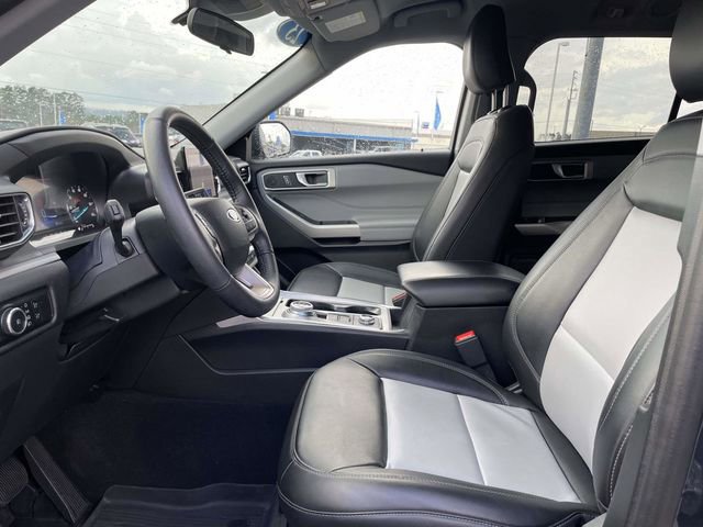 Certified 2023 Ford Explorer XLT w/ Equipment Group 202A image 16