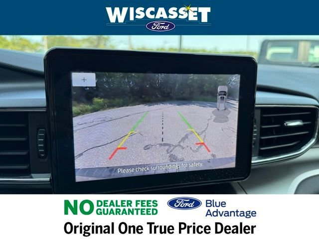 Certified 2022 Ford Explorer XLT w/ Equipment Group 202A image 15