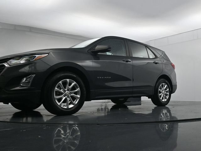 Used 2021 Chevrolet Equinox LS FWD image 30