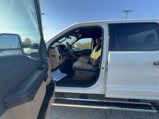 Certified 2025 Ford F250 XLT AWD/4WD image 11