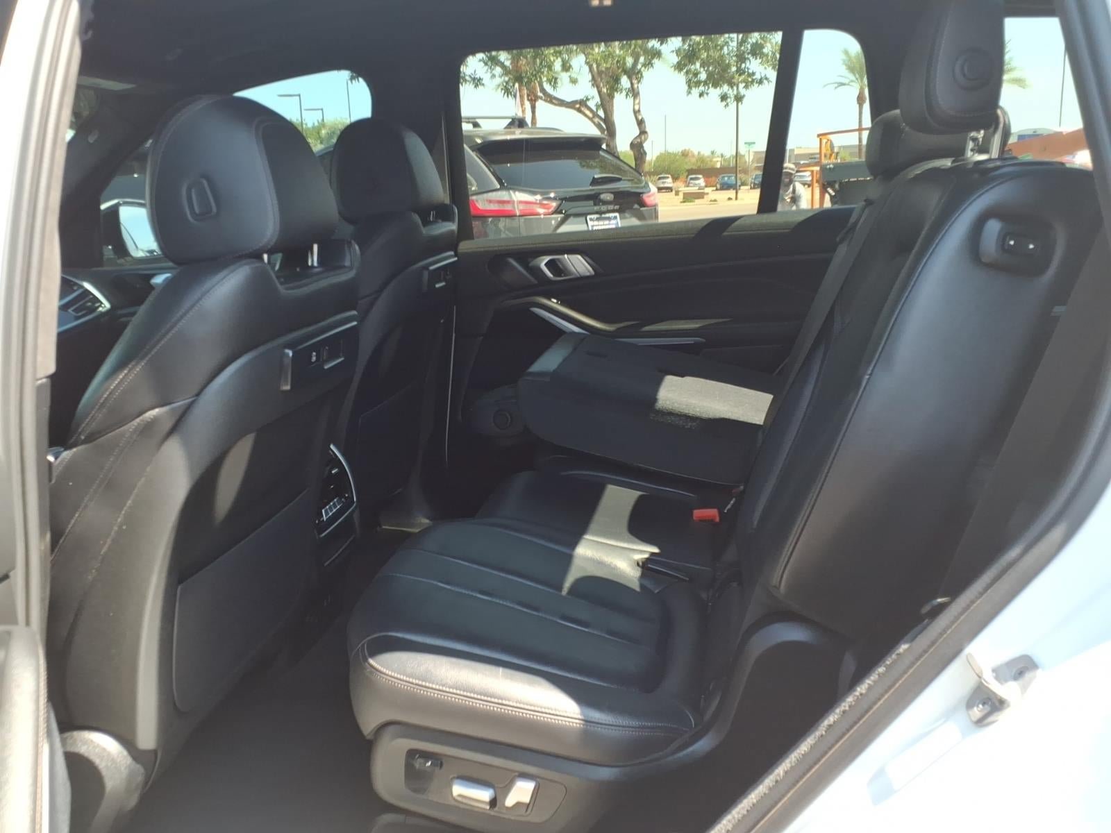 Used 2021 BMW X7 xDrive40i w/ M Sport Package AWD/4WD image 18