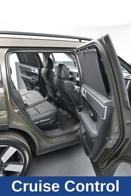 Used 2024 Hyundai Santa Fe Limited AWD/4WD image 29