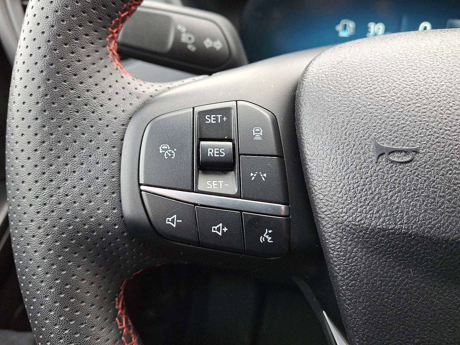 Certified 2023 Ford Escape ST-Line Elite w/ Premium Technology Package image 22