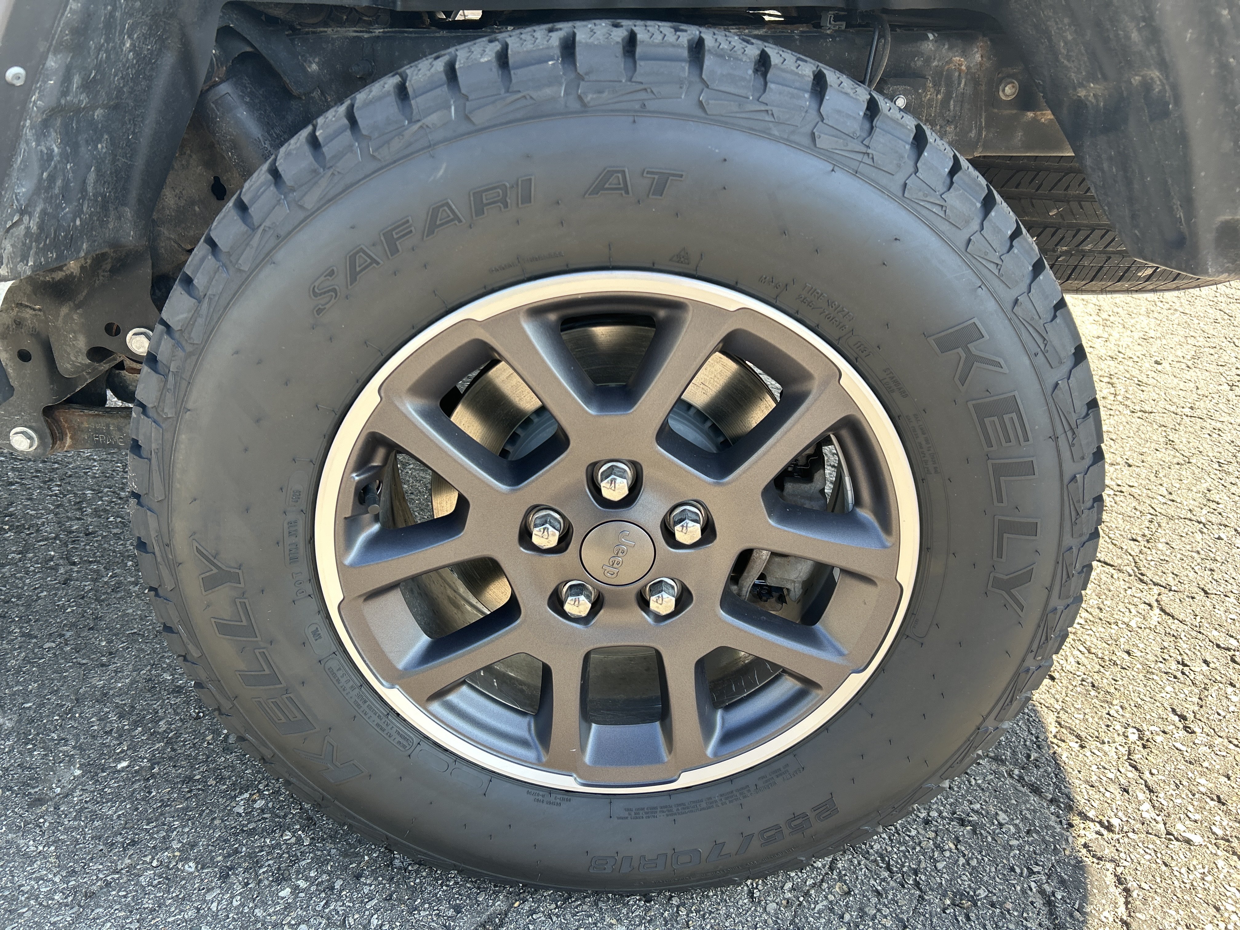 Used 2022 Jeep Gladiator Overland w/ Popular Equipment Package AWD/4WD image 29