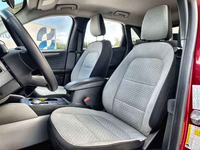 Certified 2023 Ford Escape Active AWD/4WD image 11