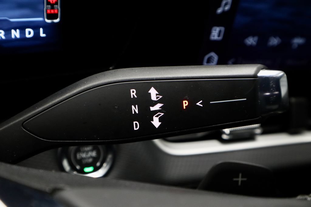 Used 2026 Chevrolet Equinox LT FWD image 35