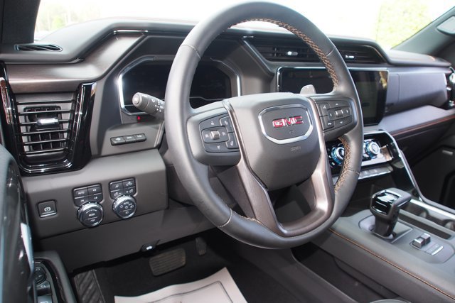 Used 2025 GMC Sierra 1500 AT4 w/ AT4 Premium Package image 16