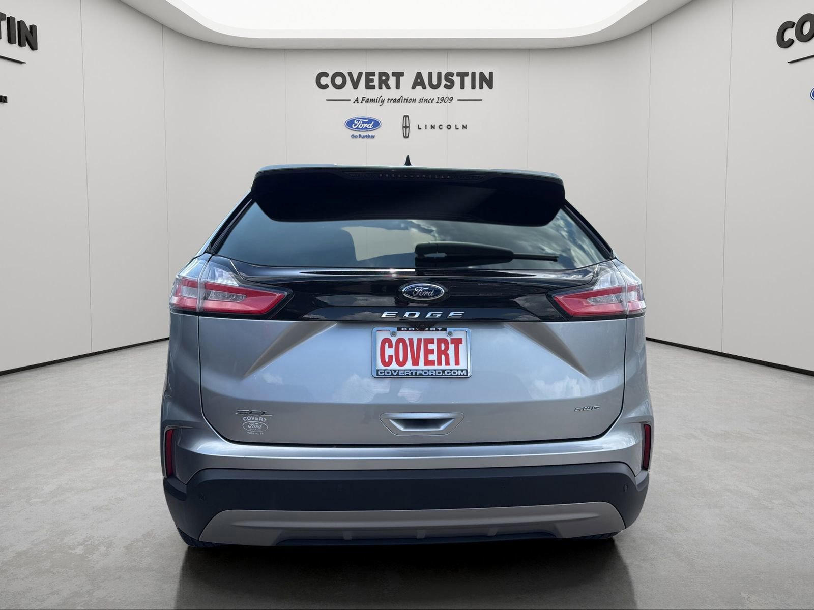 Certified 2023 Ford Edge SEL w/ Convenience Package AWD/4WD image 4