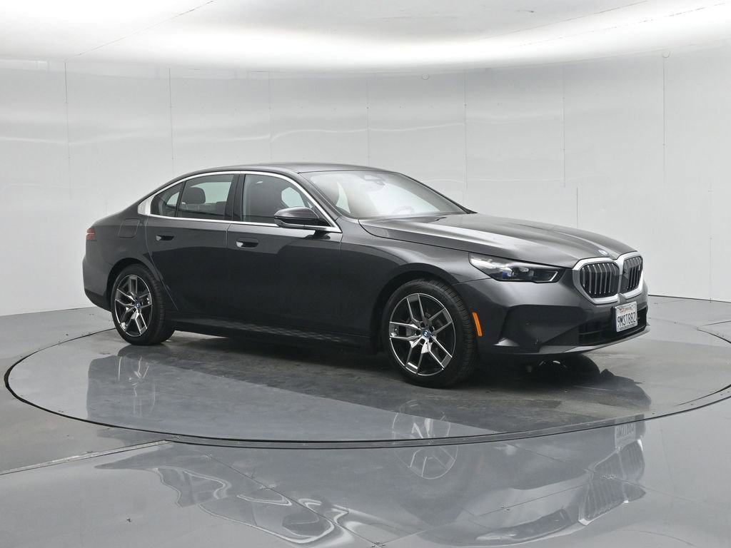 Used 2024 BMW i5 eDrive40i image 30