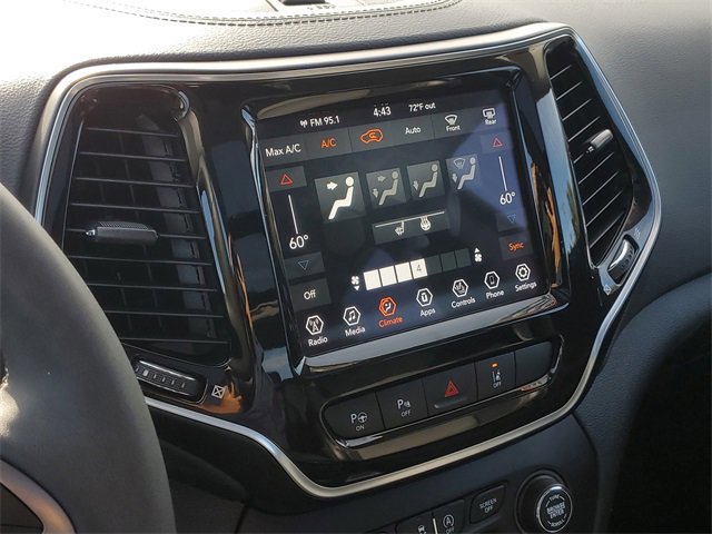 Used 2022 Jeep Cherokee Limited image 23