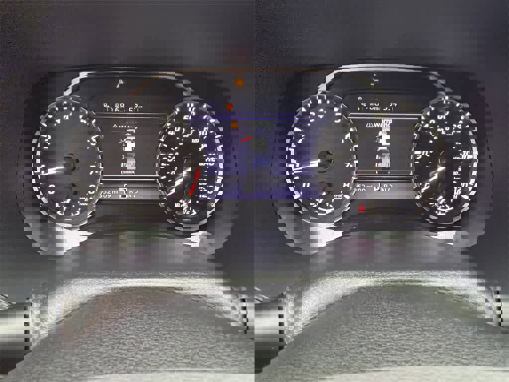 Used 2022 Nissan Frontier SV w/ Technology Package image 13