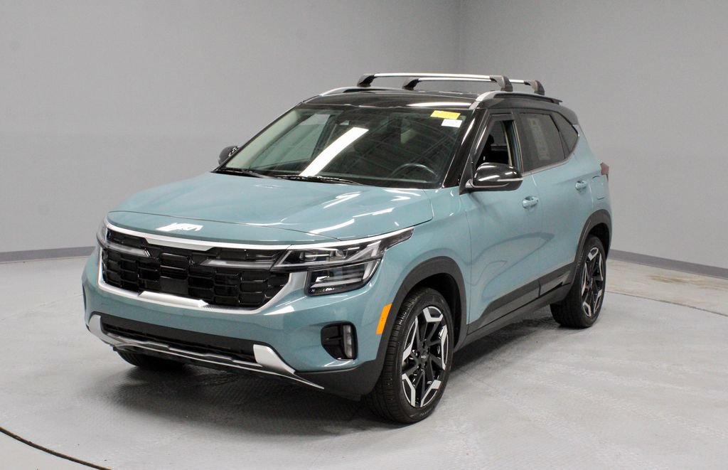 Used 2025 Kia Seltos SX AWD/4WD image 9