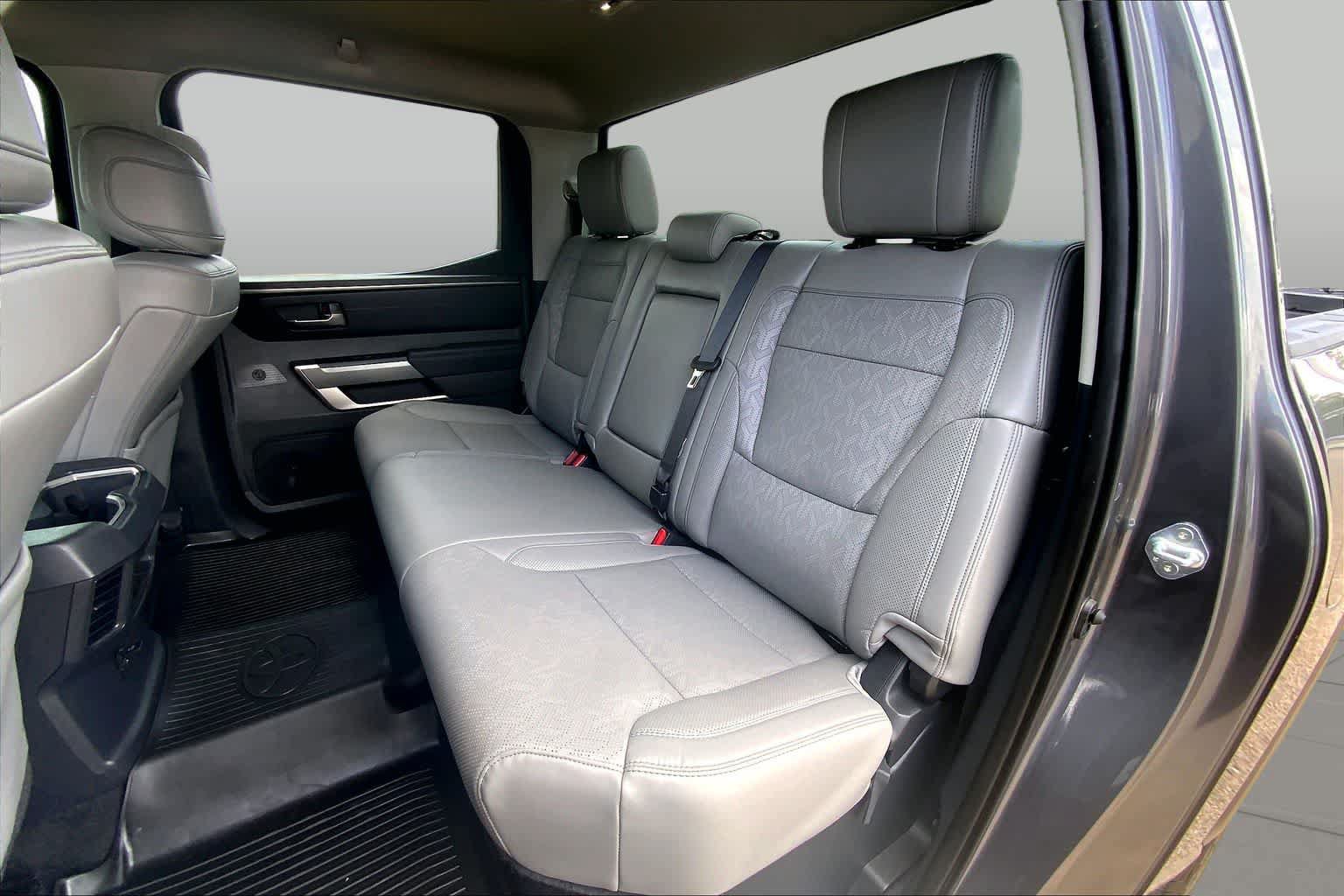 Used 2024 Toyota Tundra SR5 w/ SR5 Premium Package AWD/4WD image 20