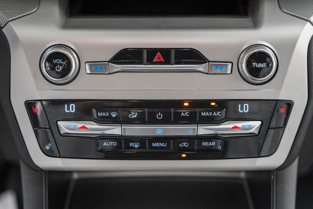 Certified 2021 Ford Explorer XLT w/ Equipment Group 202A image 26