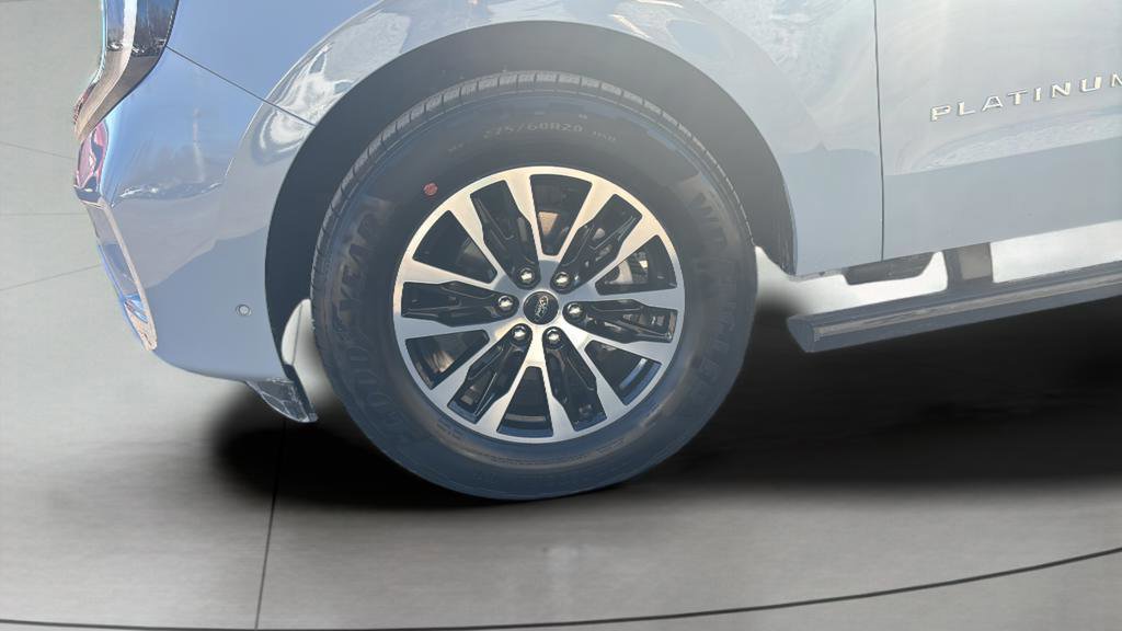 Certified 2025 Ford Expedition Platinum image 10