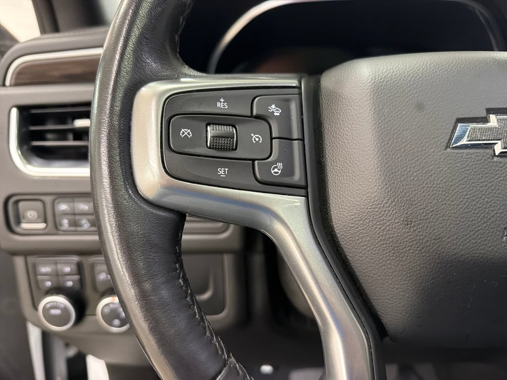 Used 2022 Chevrolet Tahoe Z71 w/ Luxury Package AWD/4WD image 21