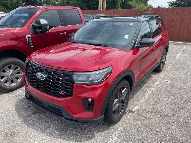 Certified 2025 Ford Explorer ST AWD/4WD image 2