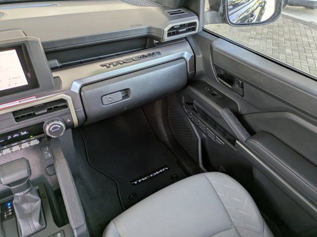 Used 2025 Toyota Tacoma SR5 image 15