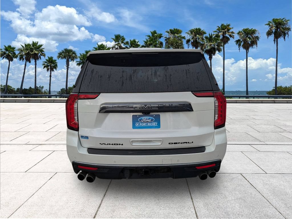 Used 2023 GMC Yukon XL Denali Ultimate AWD/4WD image 7