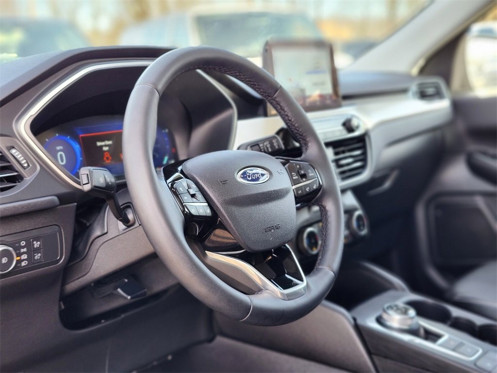 Certified 2022 Ford Escape SEL w/ Technology Package image 18