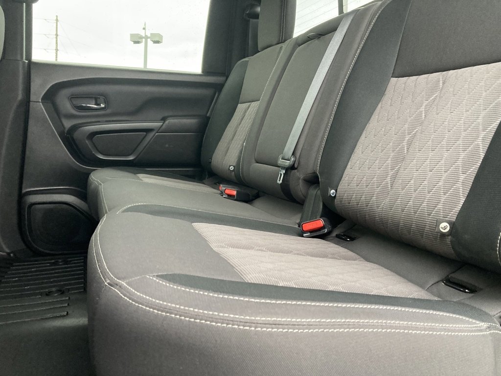 Used 2023 Nissan Titan SV w/ SV Convenience Package image 36