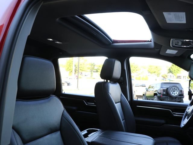 Used 2026 GMC Sierra 2500 SLT w/ SLT Convenience Package AWD/4WD image 11