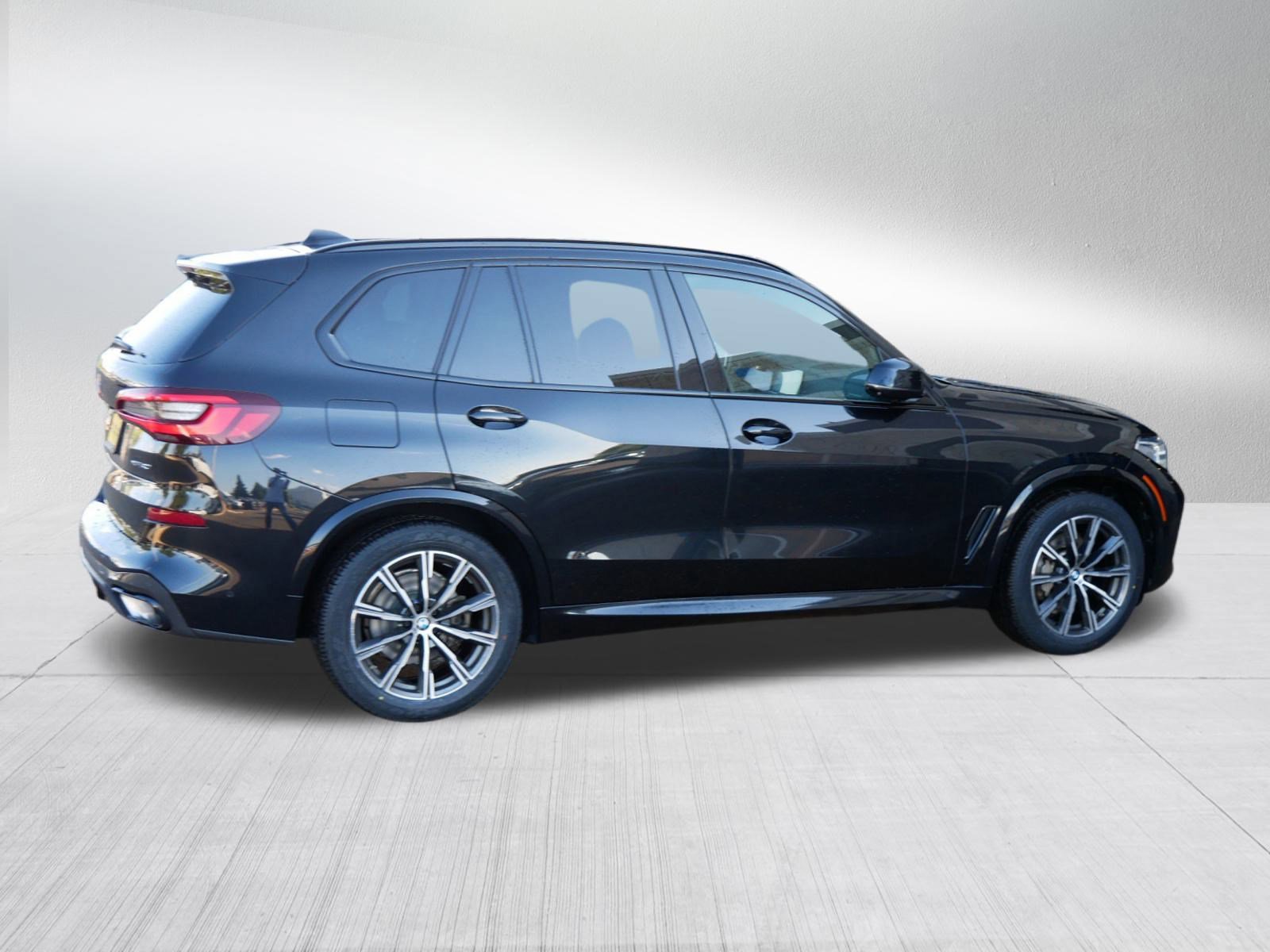 Used 2021 BMW X5 xDrive40i w/ M Sport Package image 7
