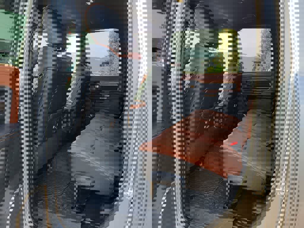 Used 2023 RAM 3500 Limited image 14