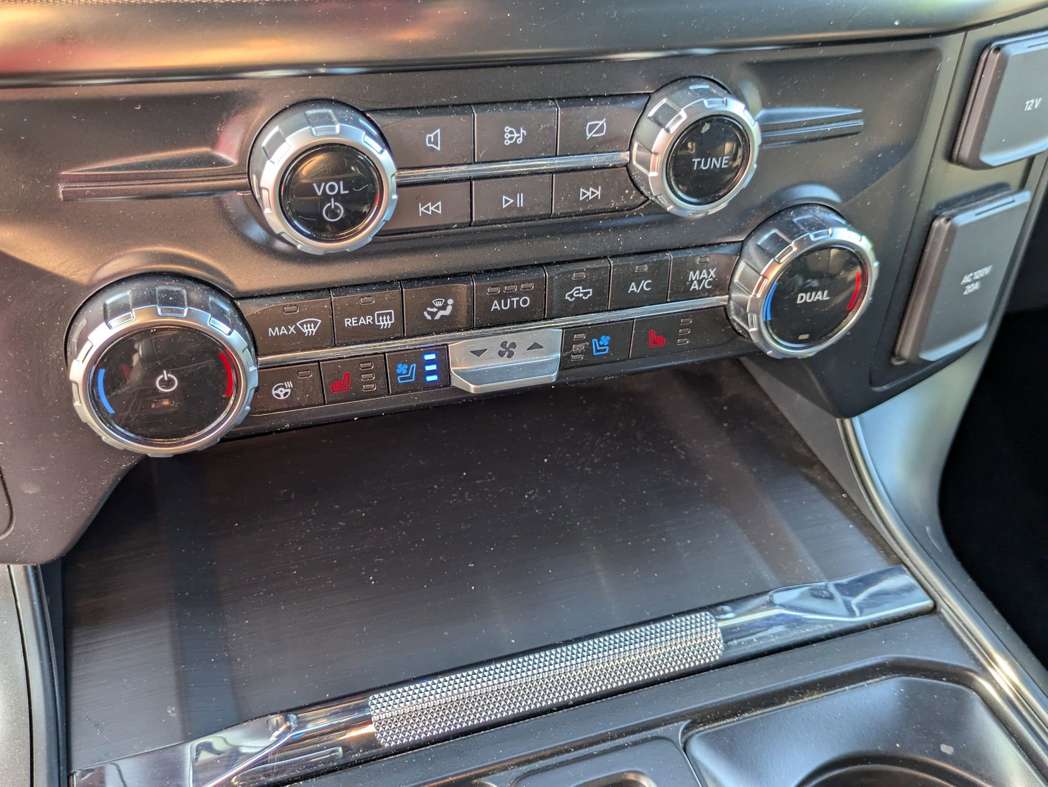 Certified 2024 Ford F150 Lariat w/ Equipment Group 502A High AWD/4WD image 26