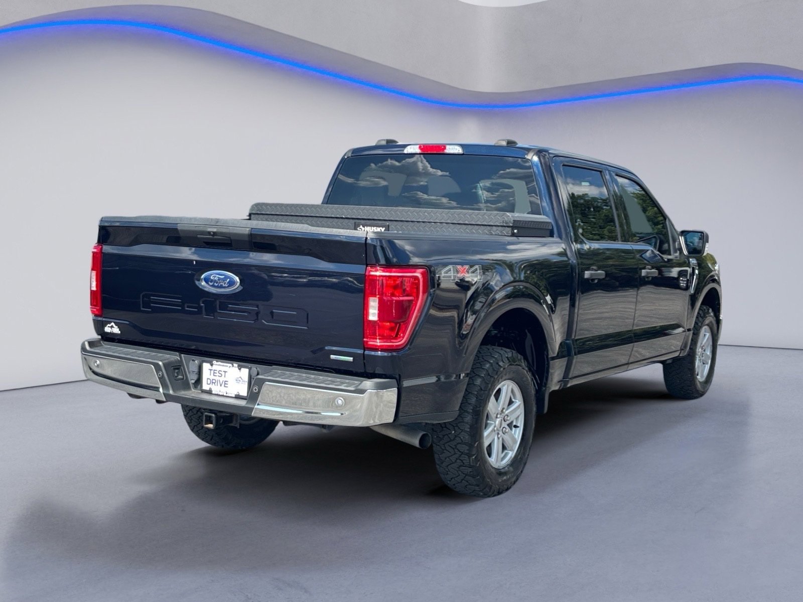 Certified 2021 Ford F150 XLT w/ Equipment Group 301A Mid AWD/4WD image 3