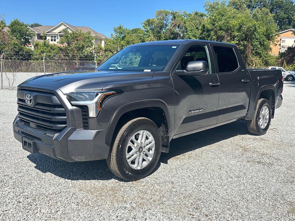 Used 2025 Toyota Tundra SR5 AWD/4WD image 3