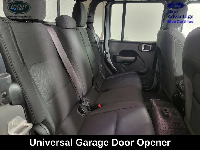 Used 2023 Jeep Gladiator Sport AWD/4WD image 16