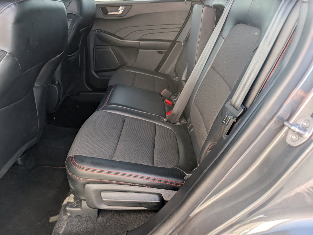 Certified 2023 Ford Escape ST-Line w/ Tech Pack #1 AWD/4WD image 11