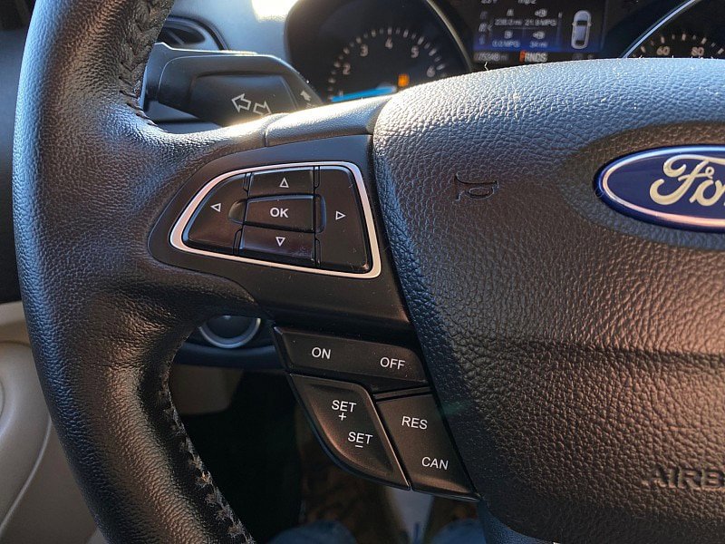 Certified 2019 Ford Escape Titanium AWD/4WD image 41
