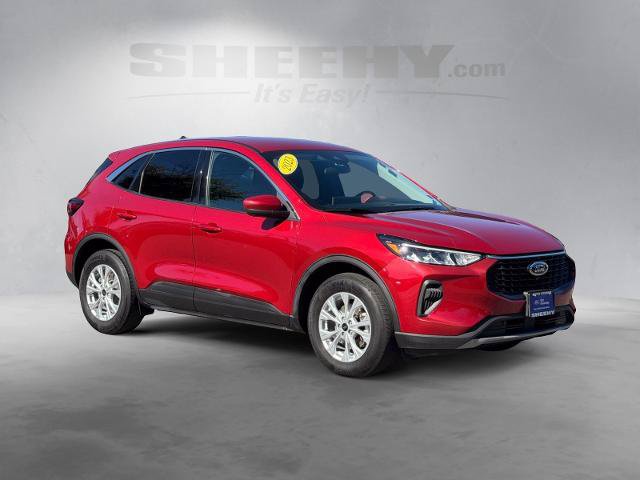 Certified 2023 Ford Escape Active w/ Tech Pack #2 AWD/4WD image 2