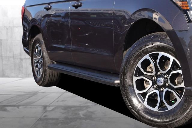 Certified 2024 Ford Expedition Max XLT AWD/4WD image 3