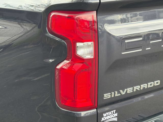 Used 2022 Chevrolet Silverado 1500 High Country AWD/4WD image 14