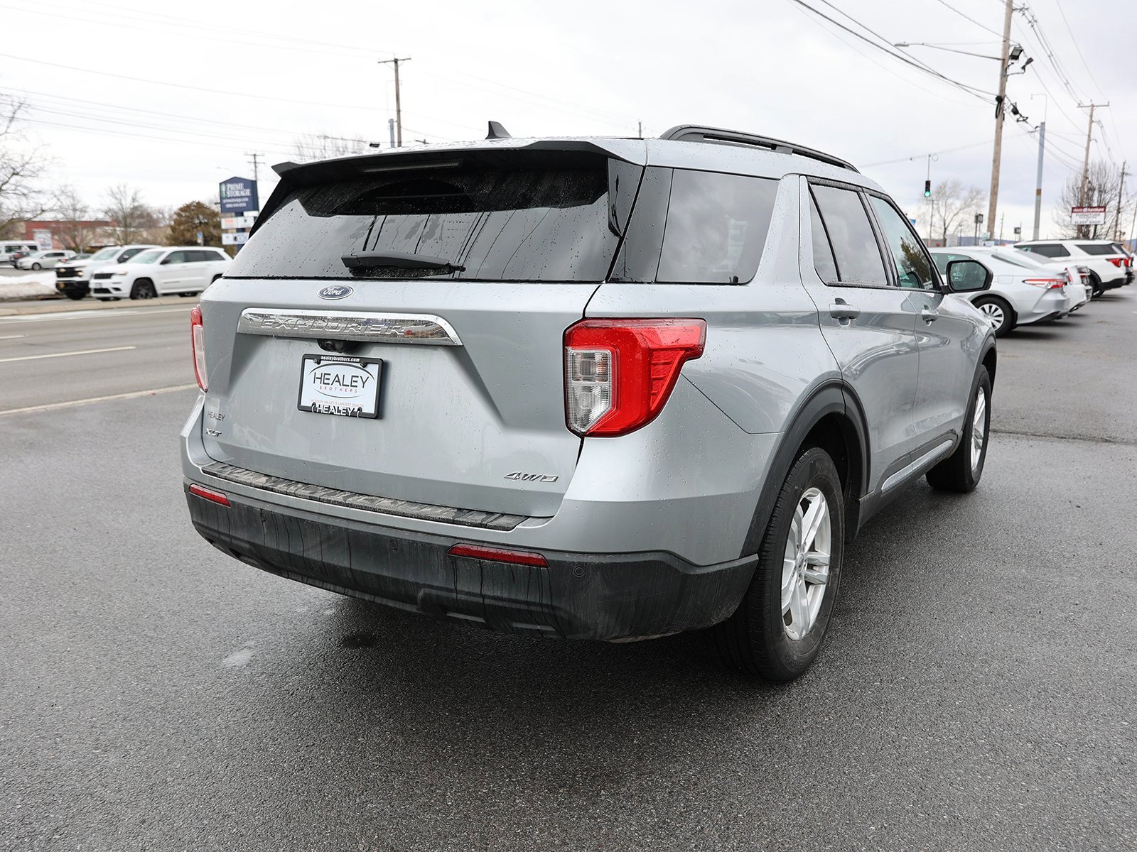Certified 2023 Ford Explorer XLT image 4