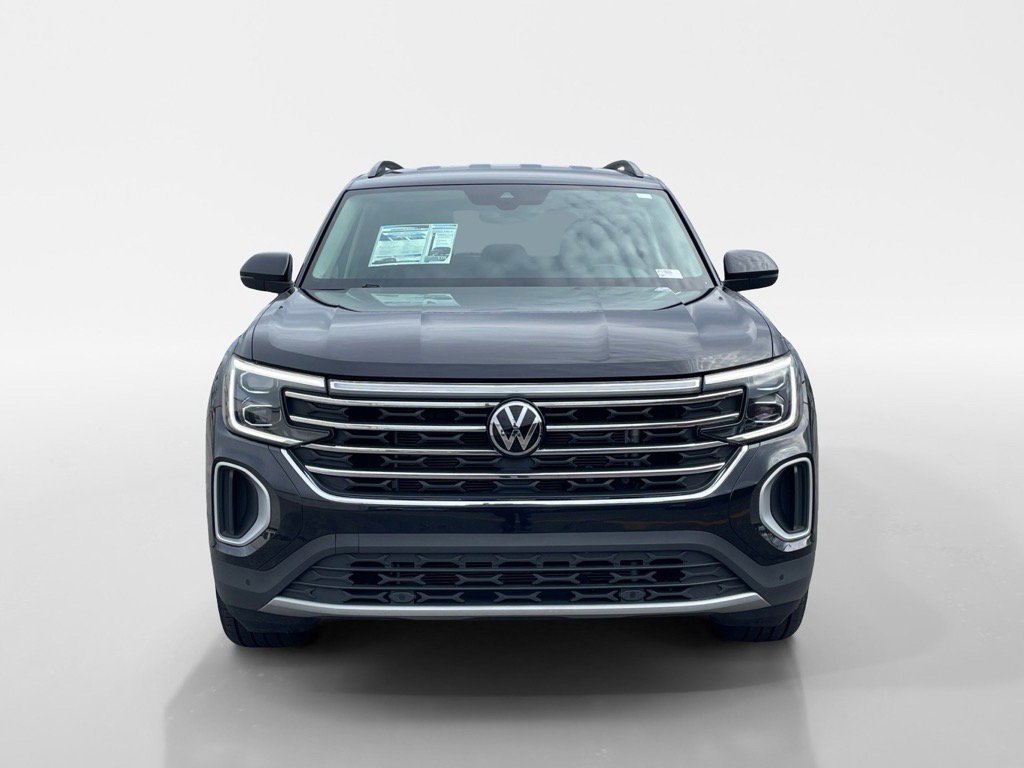 Used 2025 Volkswagen Atlas SE image 9