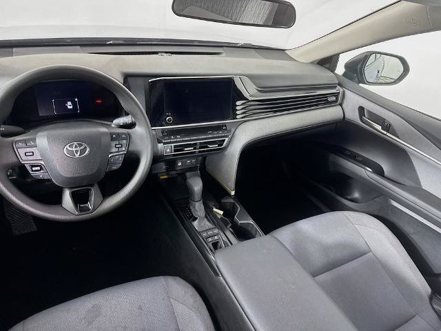Used 2025 Toyota Camry LE AWD/4WD image 22