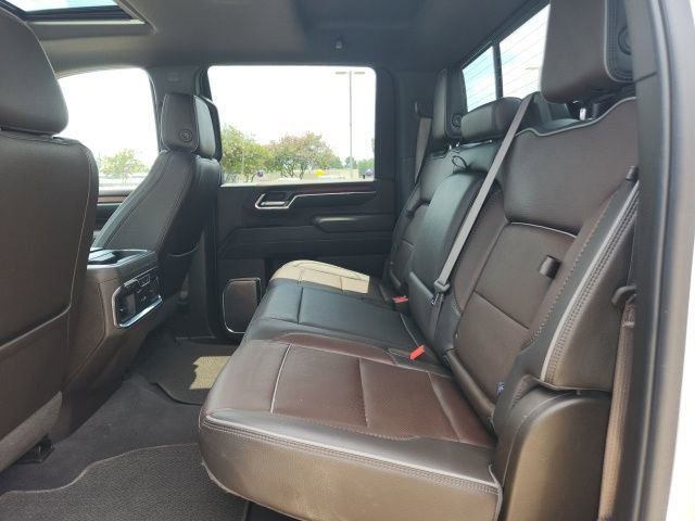 Used 2024 GMC Sierra 2500 Denali w/ Denali Reserve Package AWD/4WD image 20
