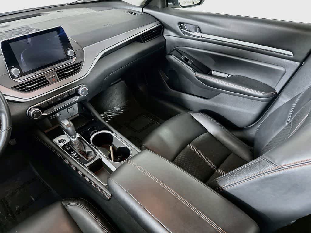 Used 2024 Nissan Altima 2.5 SR FWD image 10