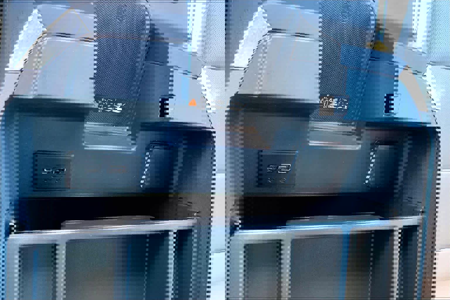 Used 2022 GMC Sierra 1500 SLT w/ SLT Convenience Package image 35