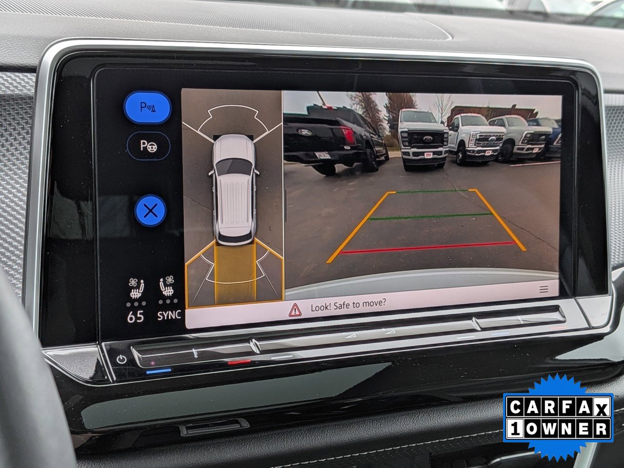 Used 2025 Volkswagen Atlas Cross Sport SEL Premium R-Line AWD/4WD image 25