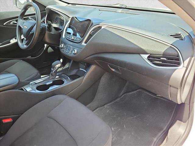 Used 2025 Chevrolet Malibu LT FWD image 21