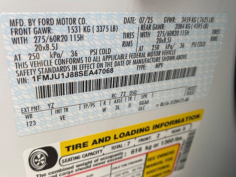 Certified 2025 Ford Expedition Active AWD/4WD image 70