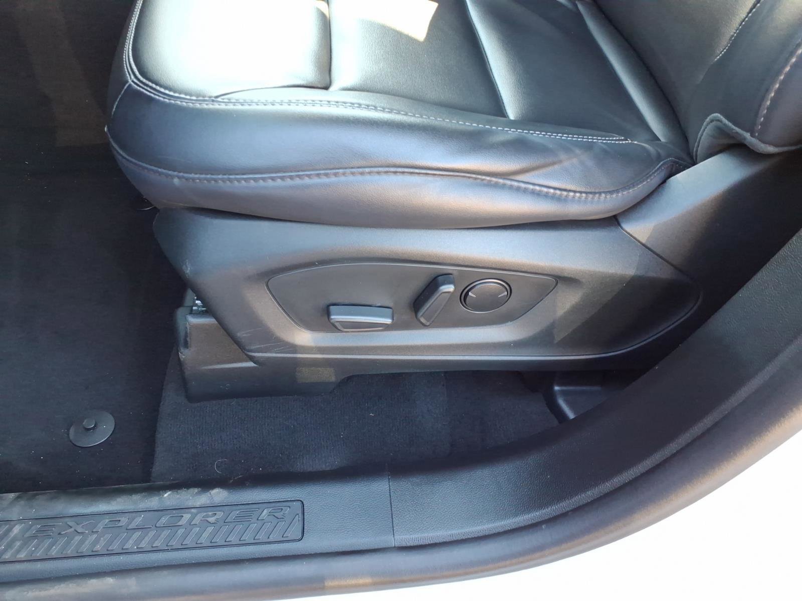 Certified 2023 Ford Explorer XLT w/ Equipment Group 202A image 12