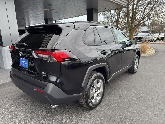 Used 2024 Toyota RAV4 XLE w/ Convenience Package image 3